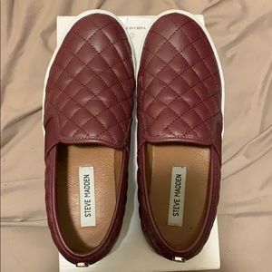 Slip-On burgundy